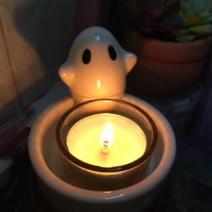 White Ghost Candle Holder Warming Paws Cartoon Candle Holder Cute Ghost Decorations for Table Small Mini Tea Light Candle Holders